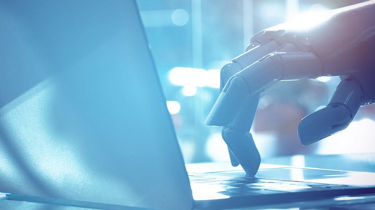 – Med roboter produserer vi like billig som i lavkostland og skaper nye arbeidsplasser her hjemme, sier Kenneth Kallestad, regiondirektør i Experis. Foto: Istockphoto/Zapp2photo