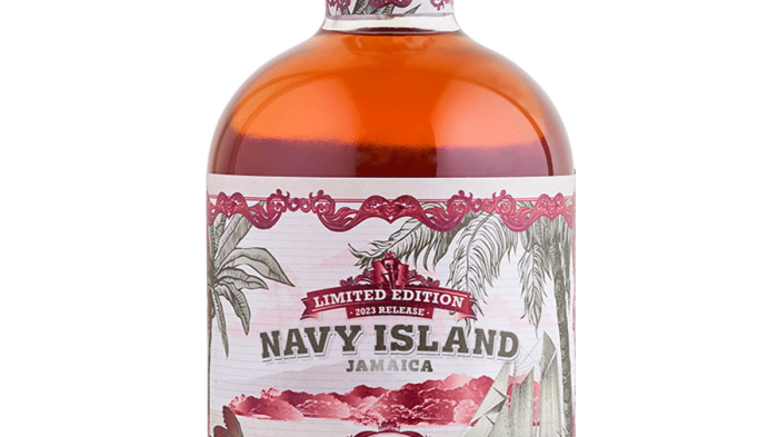 Navy-Island-XO-Reserve-Port-Cask-Finish-700ml-700x933