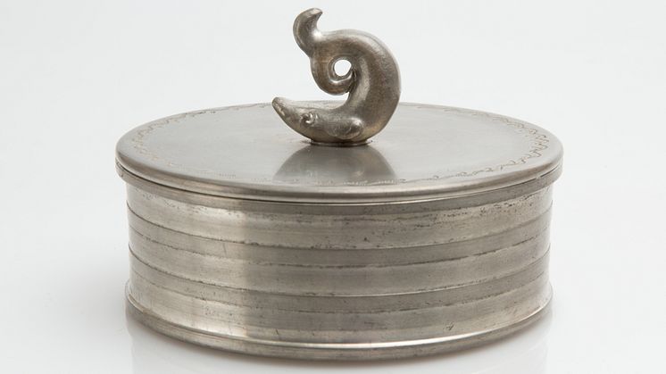 Konstindustri och produktdesign ur Röhsska museets samling.