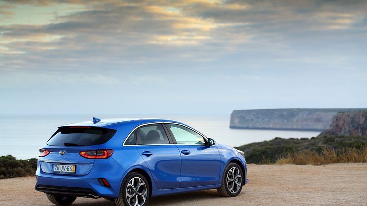 Kia Ceed 5d_Blue