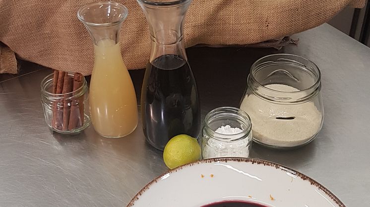 Fliederbeersuppe_Zuaten