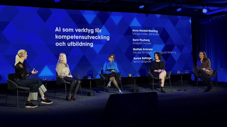 Techarenan Entrepreneurs Convention. Bland de medverkande fanns Huaweis AI-expert Karin Thurberg som deltog i en paneldiskussion kring AI och kompetensutveckling.