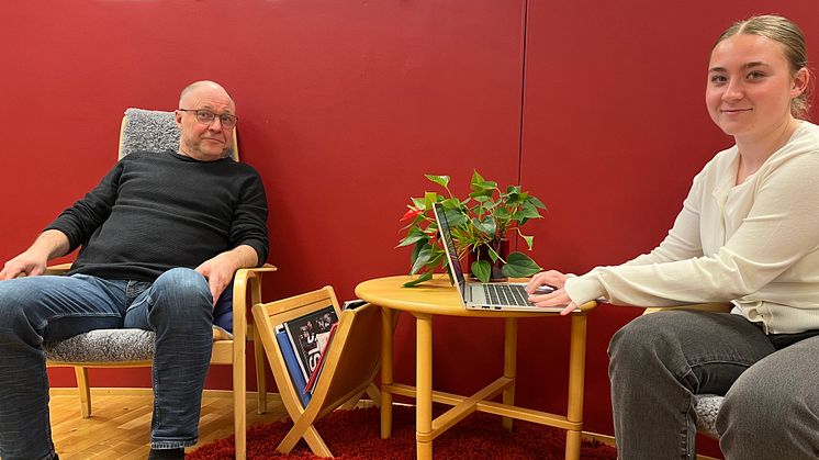 Magnus Nilsson inköpsansvarig på Mercatus tillsammans med Lovisa Nilsson, praktikant från Vimmerby Gymnasium