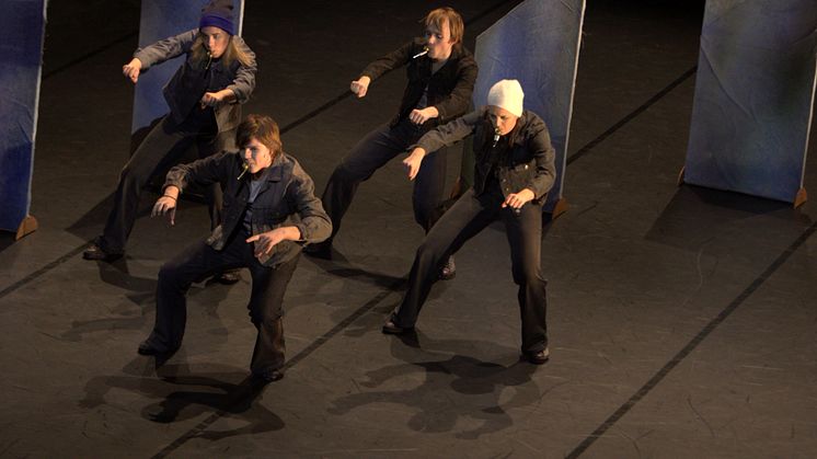 I skuggan av Falubränderna: Teater- och dans elever från Lugnetgymnasiet