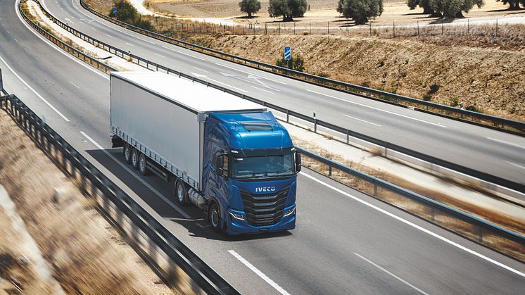 IVECO S-Way NP
