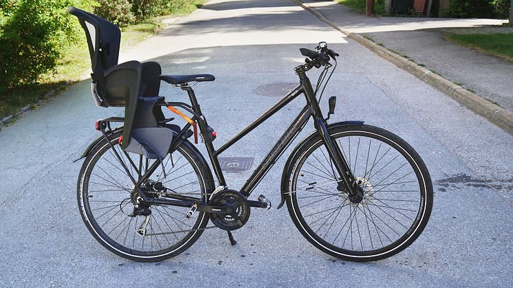 Cykel med cykelbarnstol