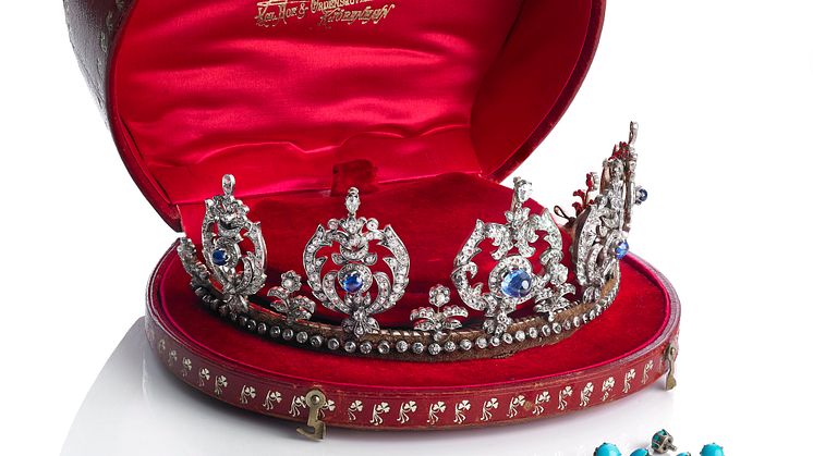 Princess Thyra of Denmark’s Sapphire Tiara. Estimate DKK 600,000-800,000.