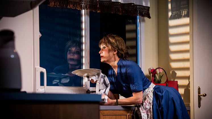 Premiärkväll för Maria Lundqvist i älskade komedin ”Shirley Valentine” på Maximteatern!