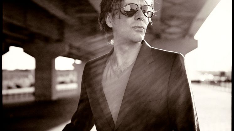 Ny musik av Christian Fennesz