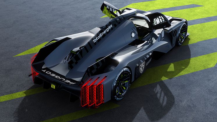 MAJEUR - 07 WEC_3.4-REAR-TOP_OPEN_B