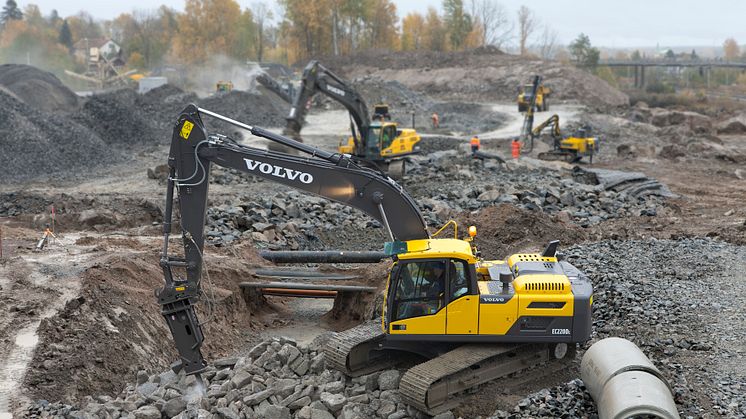 Grävmaskiner Volvo EC140D, EC160D, EC220D - bild 3