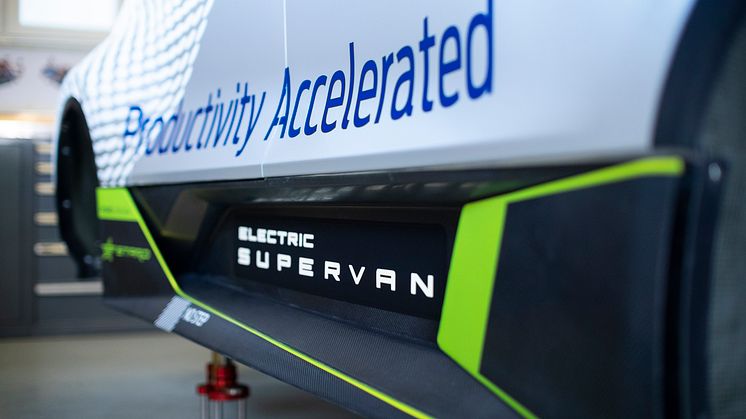 2022_FORD_E-TRANSIT_SUPERVAN_16