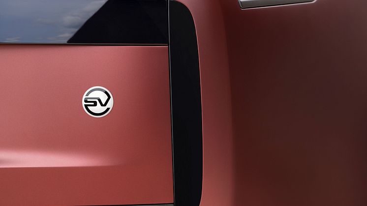 RR_23MY_SV_Roundel_Ceramic_270122lr.jpg