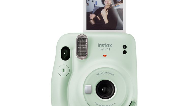 200120 Instax Mini 11_green_Front_0092_retouch
