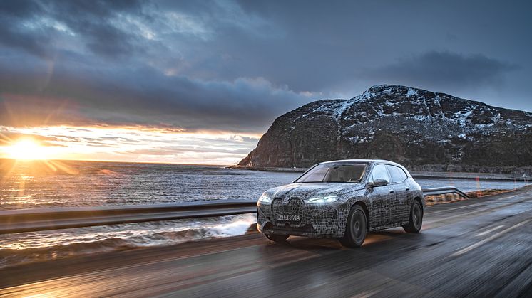 BMW iX i Norge