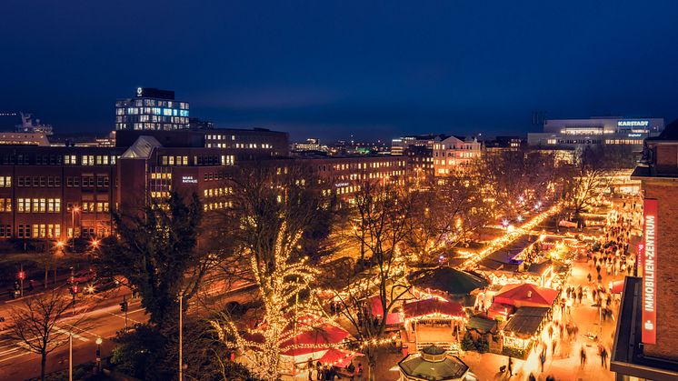 Kieler Weihnachtsmarkt Holstenplatz_Kiel-Marketing (c) Kai Kokott (1)