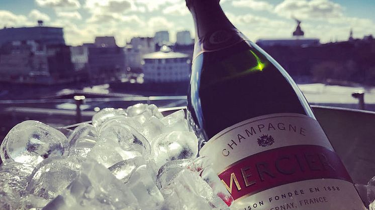 After work på rooftop bar by Clarion Hotel Sign 