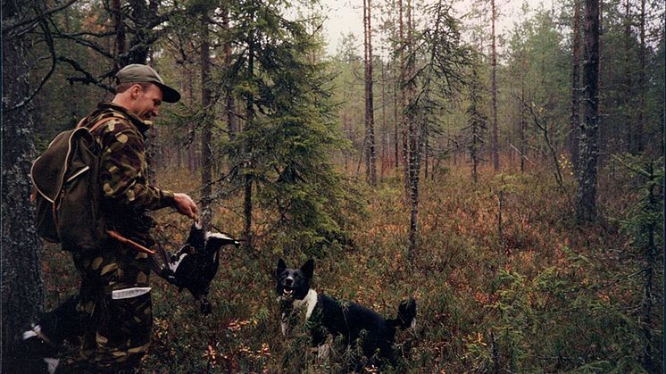  Radiomies-dokumentti on myös elävä esimerkki siitä, millainen rooli tutuilla äänillä ja äänimaailmoilla voi olla vakavista aivovammoista toipumisessa, Minna Dufton kertoo.
