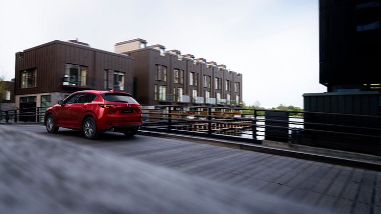 2021_CX-5_IPM5_GER(LHD)_C26_EXT_High+