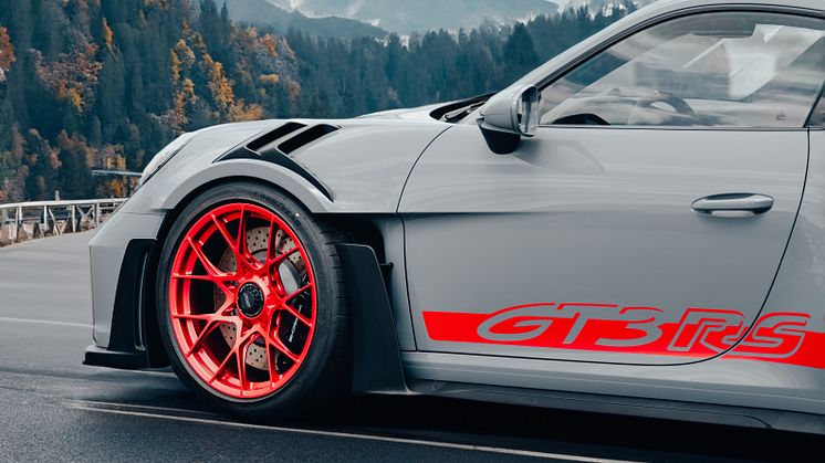 Goodyear Eagle F1 SuperSport R och RS har valts till Porsche 911 GT3 RS