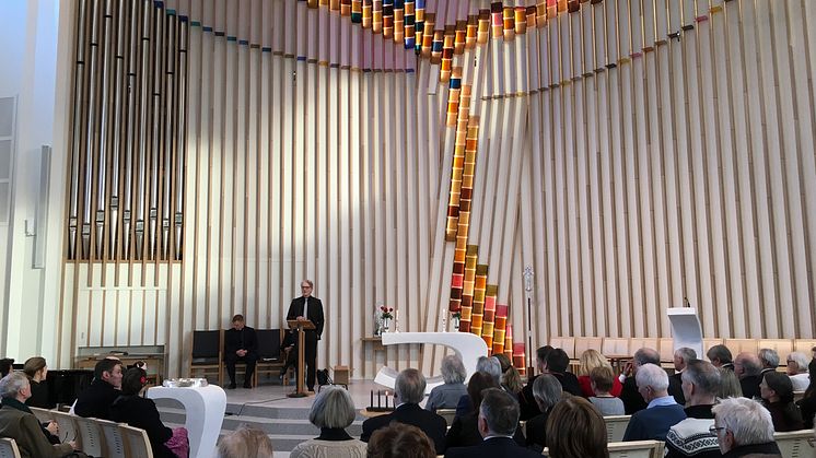 Hønefoss kirke vigslet 10.12.2017