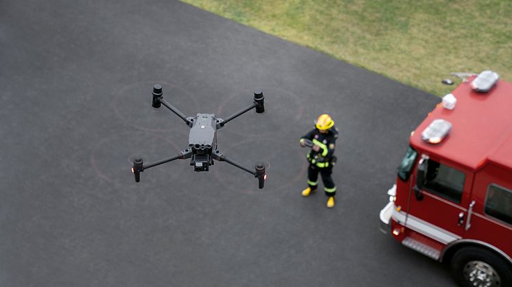 DJI M30 in flight