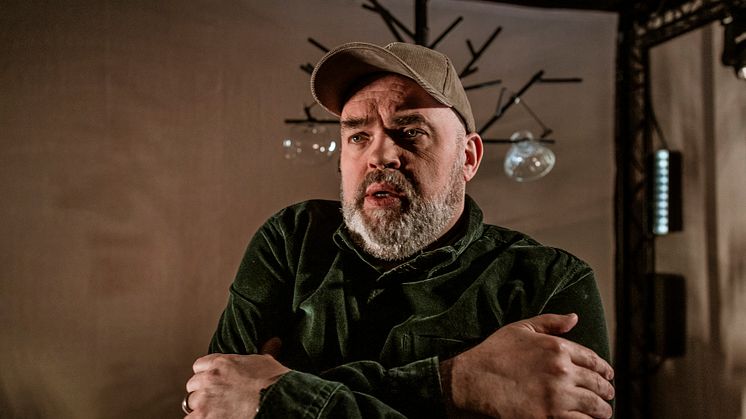 Nattjagare_1_Riksteatern_Folkoperan_foto_Mats_Bäcker.jpg