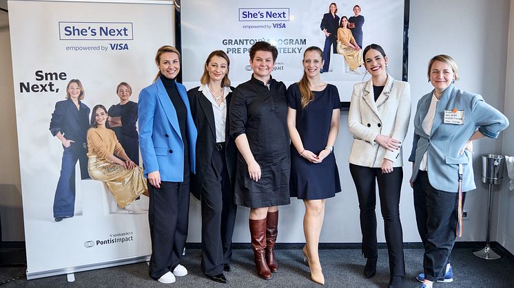 Organizatorky grantoveho programu She's next