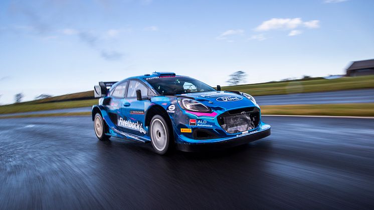 0085_DG_Ford_Rally1_23