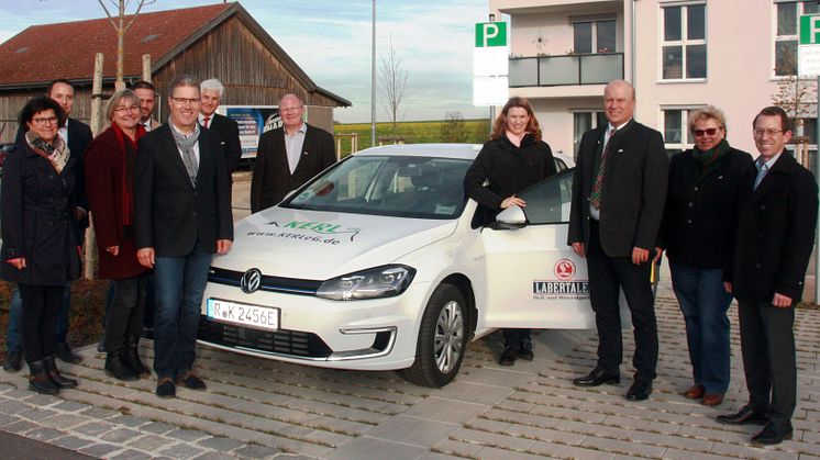 Bayernwerk unterstützt E-Carsharing im Landkreis Regensburg