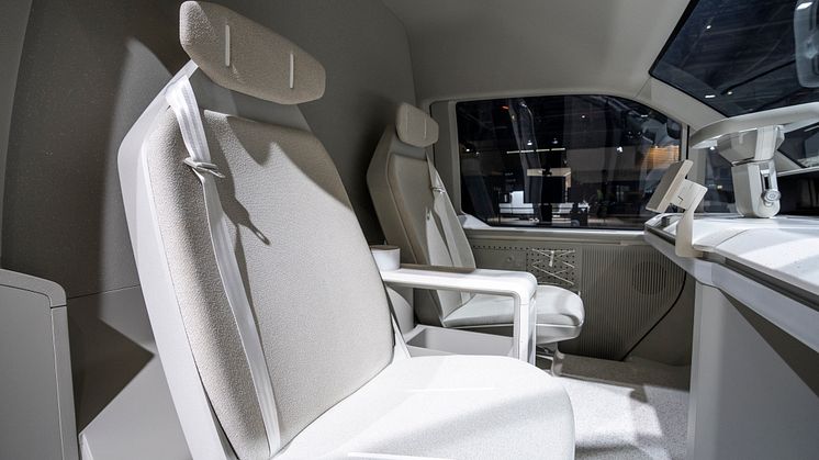 kia-pbv-pv5-hr-iaa-24-interior-highres002.jpg