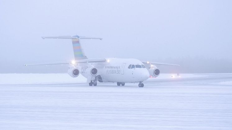Första flygplanet att landa på Scandinavian Mountains Airport