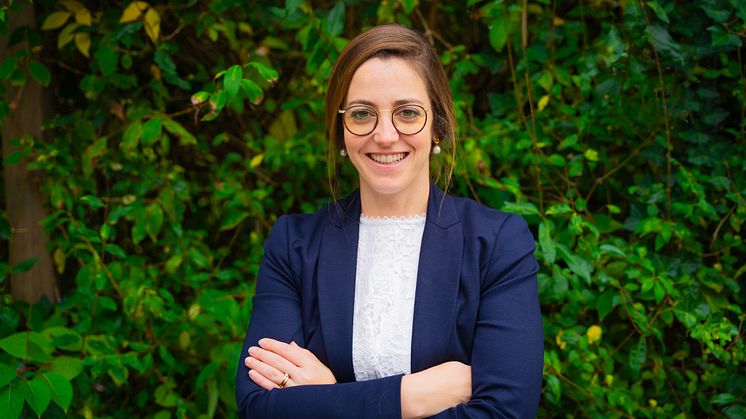 Katharina Backhaus repräsentiert das Familienunternehmen in sechster Generation und gestaltet ab sofort die strategische Ausrichtung von Marketing & Media Sales bei RM Rudolf Müller Medien.