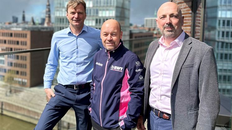 Volker Ebeling, SVP New Energy, Chemicals & Gas, Mabanaft; Robert Lechner, CEO Lechner Racing; Jon Perkins, CEO Mabanaft. © Mabanaft GmbH & Co. KG
