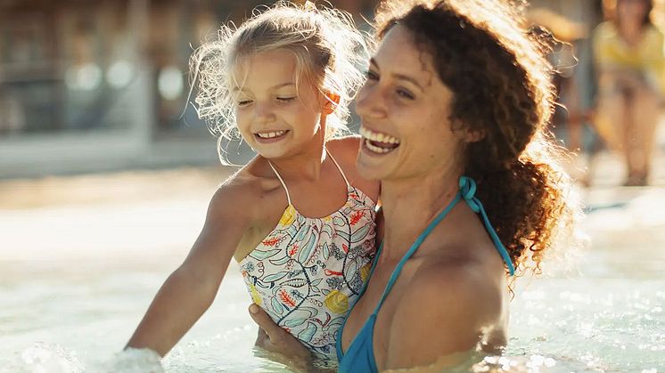 Sommerurlaub im Garten mit einem Pool! © Desjoyaux