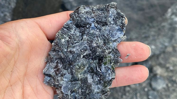 2 A unique piece of natural stone.jpg