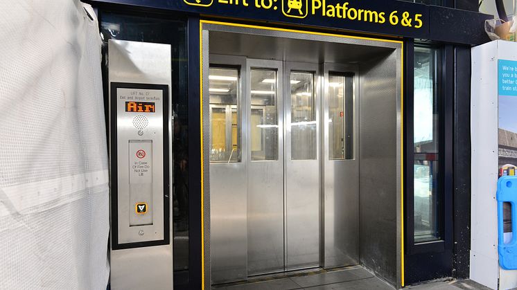 The new lifts will help passengers move between the train station and the airport more quickly and easily.