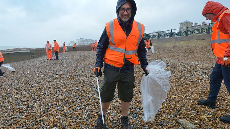 Chief Customer Officer at GTR Mark Pavlides joined the 35 volunteers cleaning Brighton & Hove beach on 18 September