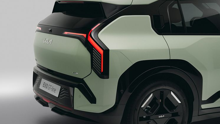 kia-ev3-gtline-aventurinegreen-detail-print-3600x2400-002.jpg