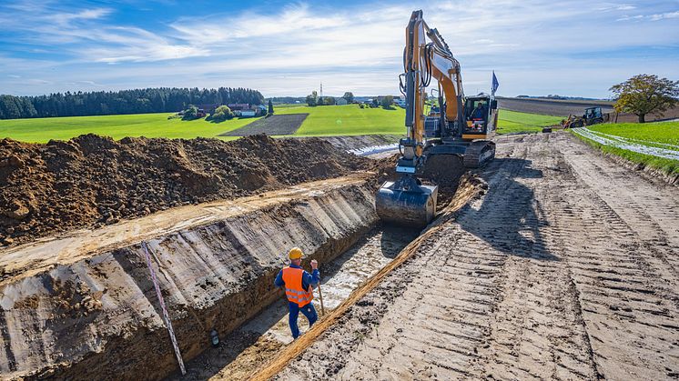 Erdkabelleitung-Grabenaushub_(C)-Bayernwerk-Wolfgang-Geyer