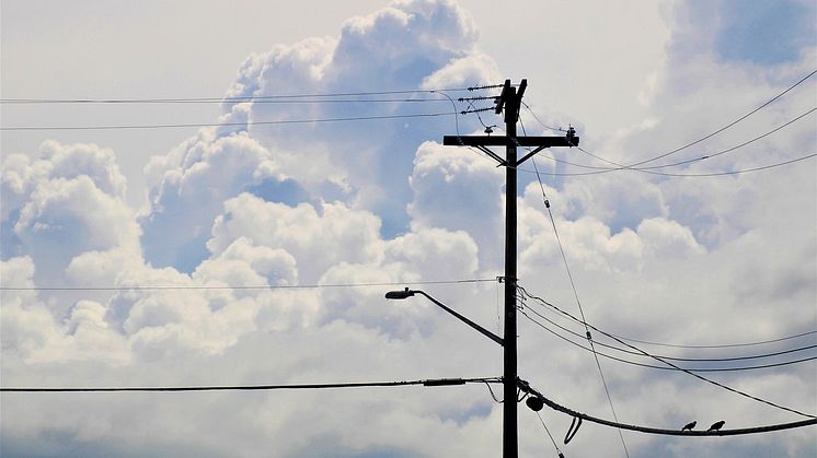 power-lines-5398616_1280.jpg