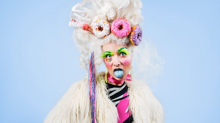 Amelie Nörgaard i Cringe Marmelad på Unga Teatern, Malmö Stadsteater. Foto Emmalisa Pauly