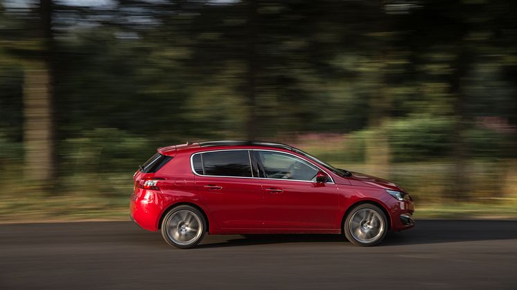 Sverigepremiär nya Peugeot 308_sida