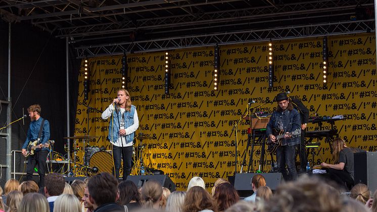 Thomas Stenström bjöd på show under Högskolan Västs Kick-off 