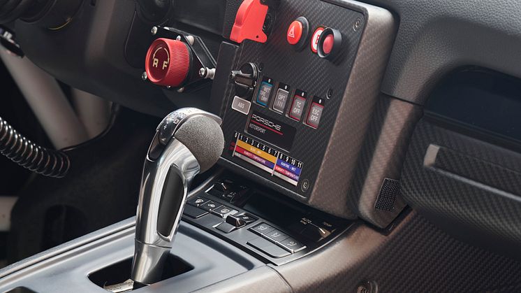 9 - 718 Cayman GT4 RS Clubsport.jpg