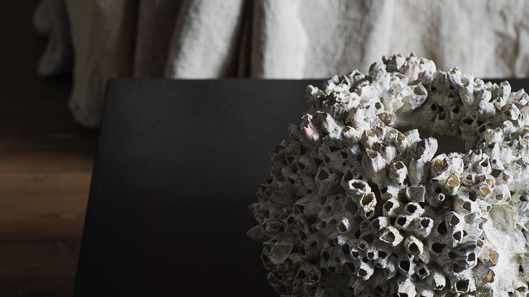 Shades_Morganite-3_Image_Roomshot_Livingroom_Item_5069_0004_PR