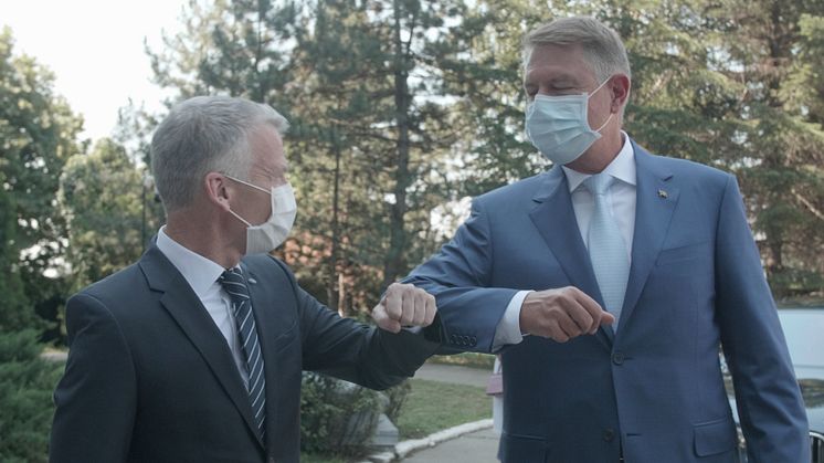 Președintele Klaus Iohannis a vizitat astăzi fabrica Ford Craiova. Ford a reluat programul de lucru în trei schimburi și anunță o investiție suplimentară de 30 de milioane de dolari