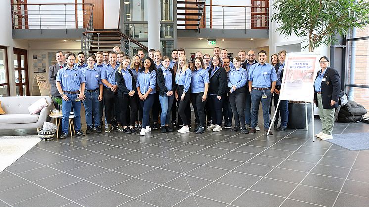 Die neuen Handelsfachwirte beginnen ihre Ausbildung bei DÄNISCHES BETTENLAGER