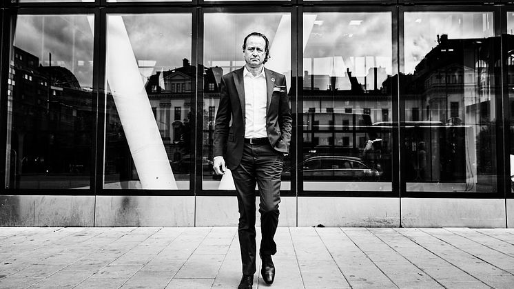 "The political development affects our consumer behavior including the way we invest", says Jan Erik Saugestad, CEO of Storebrand Asset Management. 