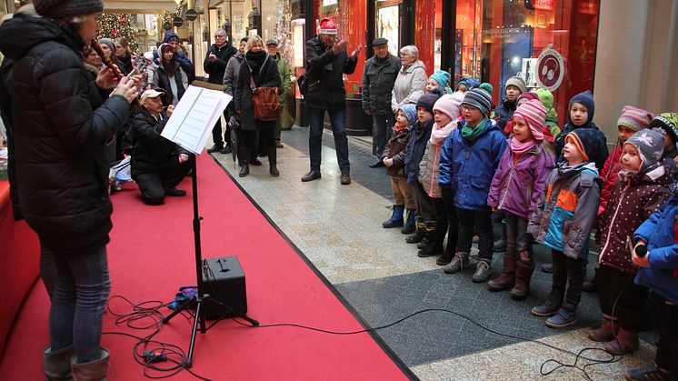 Bärenherz-Weihnachtsbasar 2017: Ein Resümee in Bildern